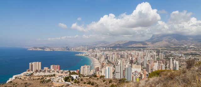 Edificios en primera línea de costa